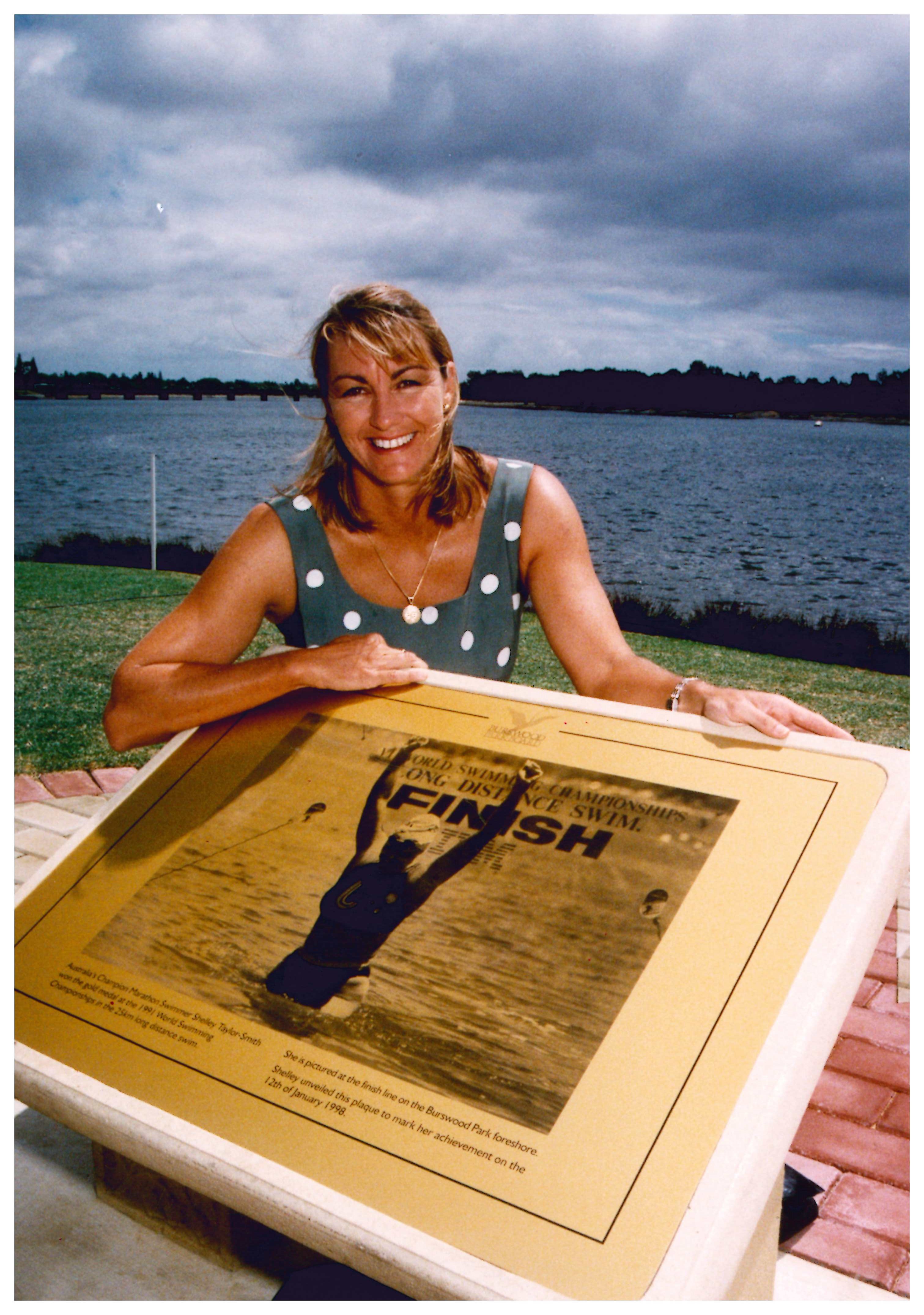 shelley taylor smith plaque.jpg