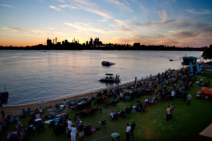 WA Recreation Water Sports Association members enjoying events on the foreshore.